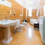 bagno bb specchia